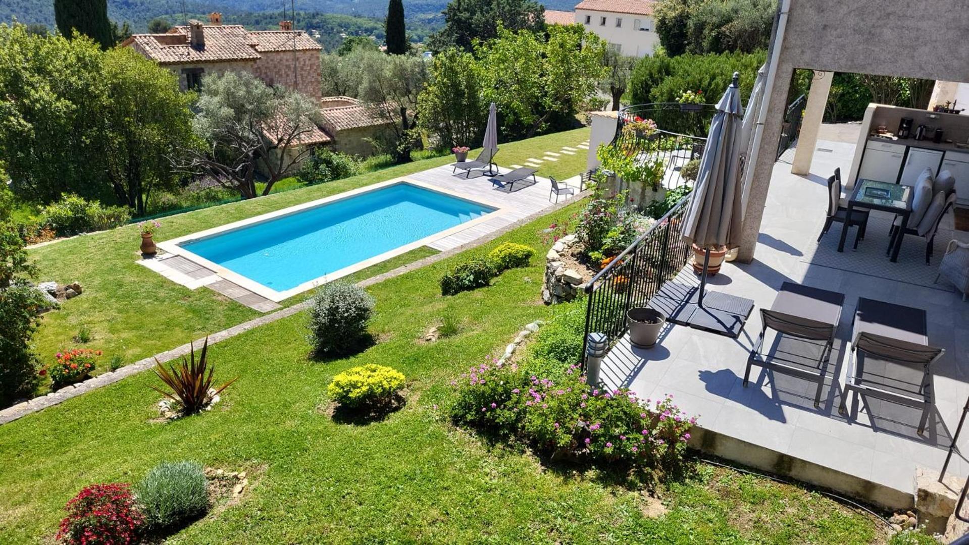 La Tourrette Bed & Breakfast Tourrettes-sur-Loup Exterior photo