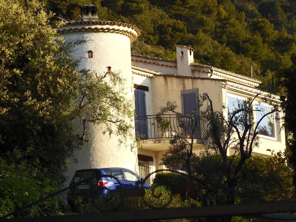 La Tourrette Bed & Breakfast Tourrettes-sur-Loup Exterior photo